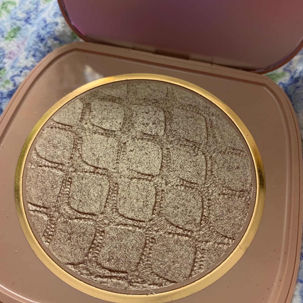 Makeup bundle - Picture 4 of 6